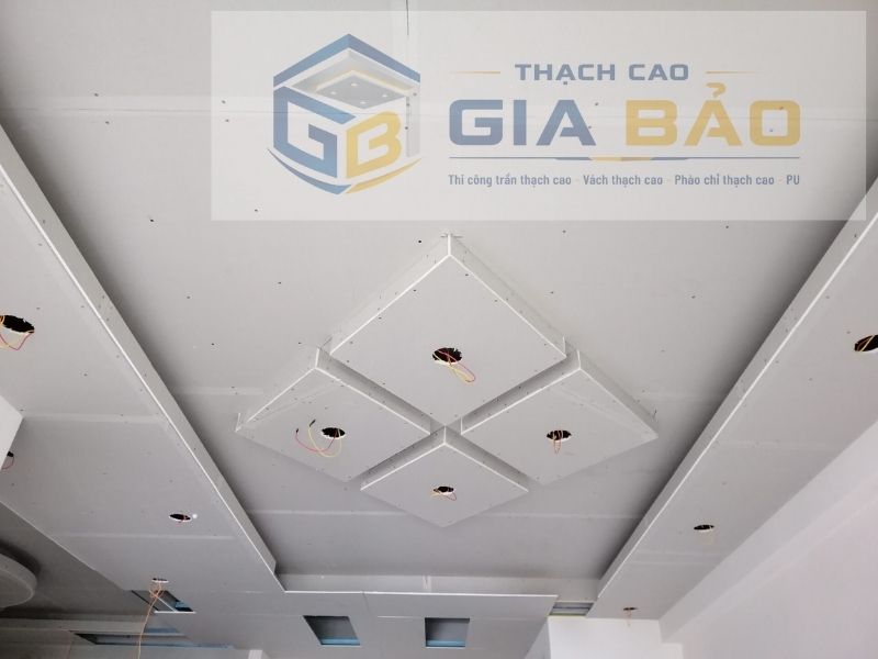 Trần Thạch Cao Căn Hộ