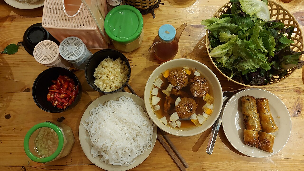 Cơm văn phòng