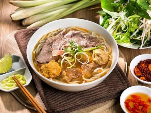Phở tái nạm