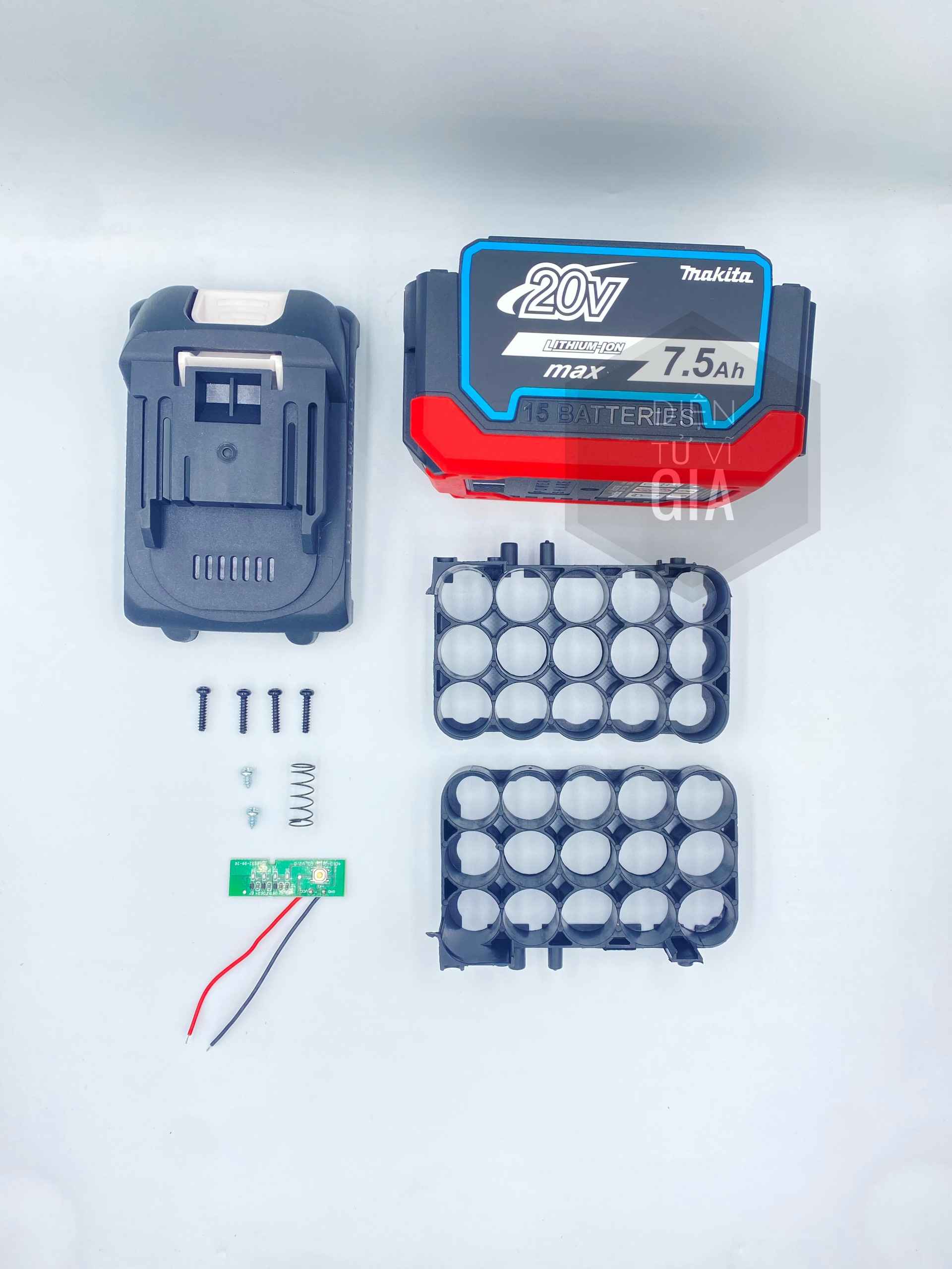 Vỏ Pin Makita 20V Chống Sốc 3 Hàng 15 Cell Pin 18650 Kèm Mạch Báo Và Kẽm Hàn - VĨ GIA SHOP