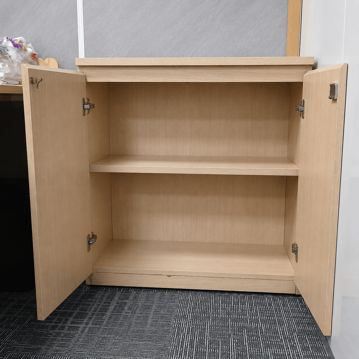 Tủ hồ sơ gỗ thấp 2 cánh mở 800x400x850mm TU097