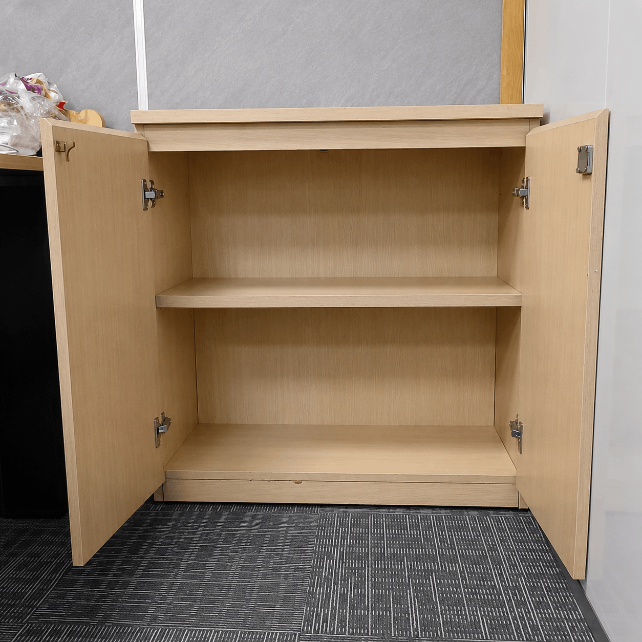 Tủ hồ sơ gỗ thấp 2 cánh mở 800x400x850mm TU097