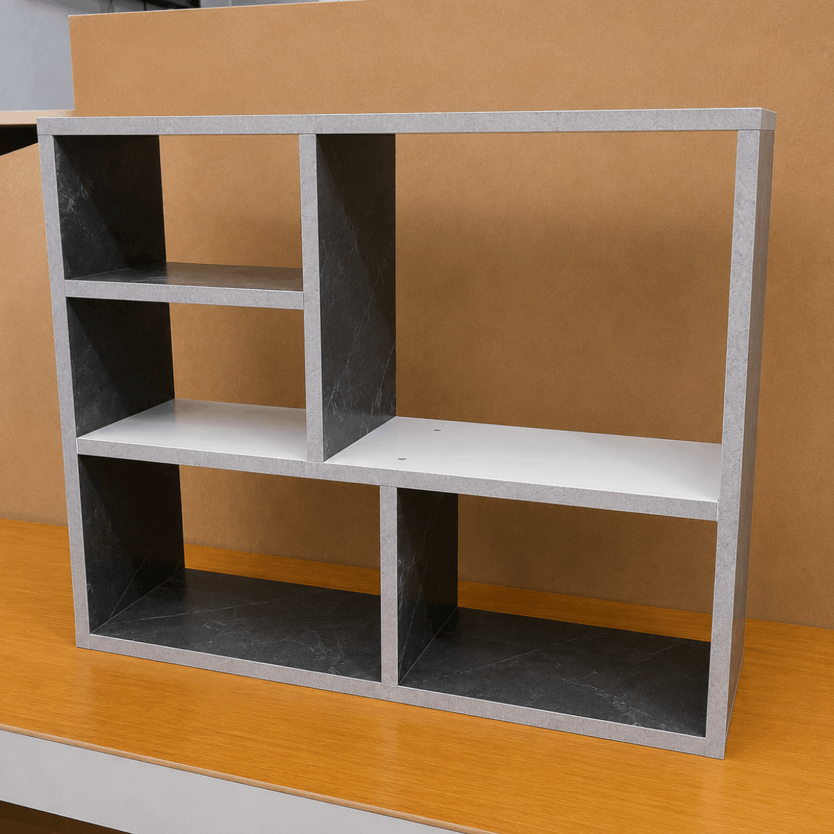 Kệ trang trí gỗ 700x200x600mm KE089