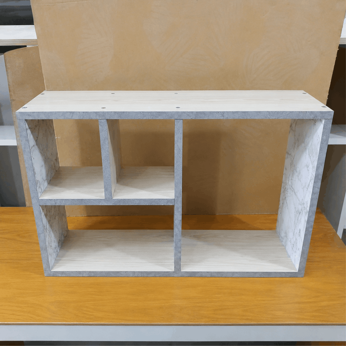 Kệ trang trí gỗ 700x200x480mm KE088
