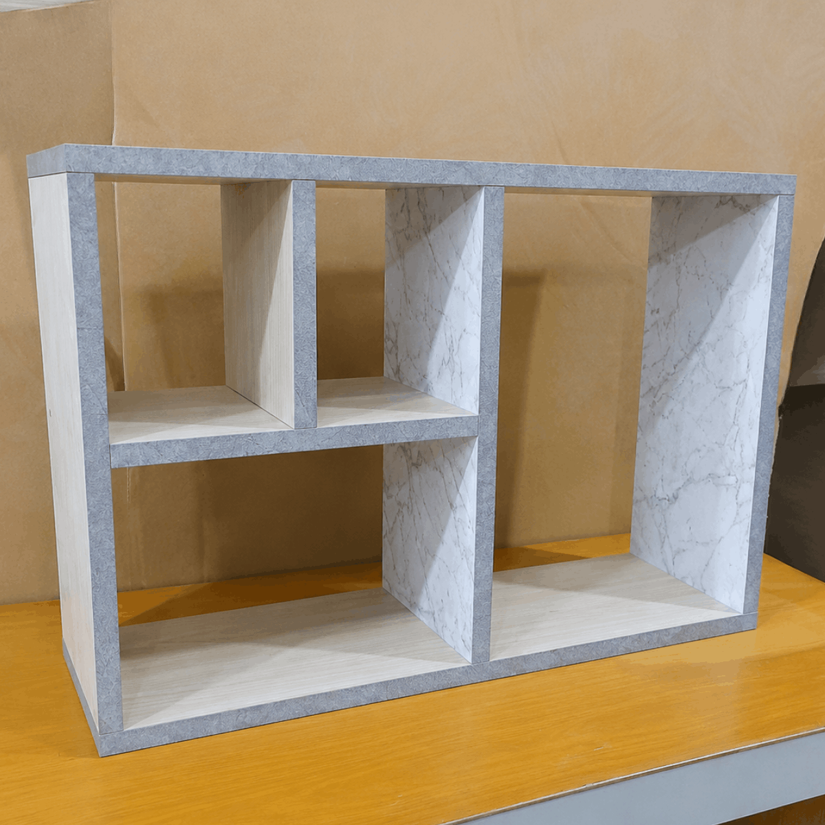 Kệ trang trí gỗ 700x200x480mm KE088