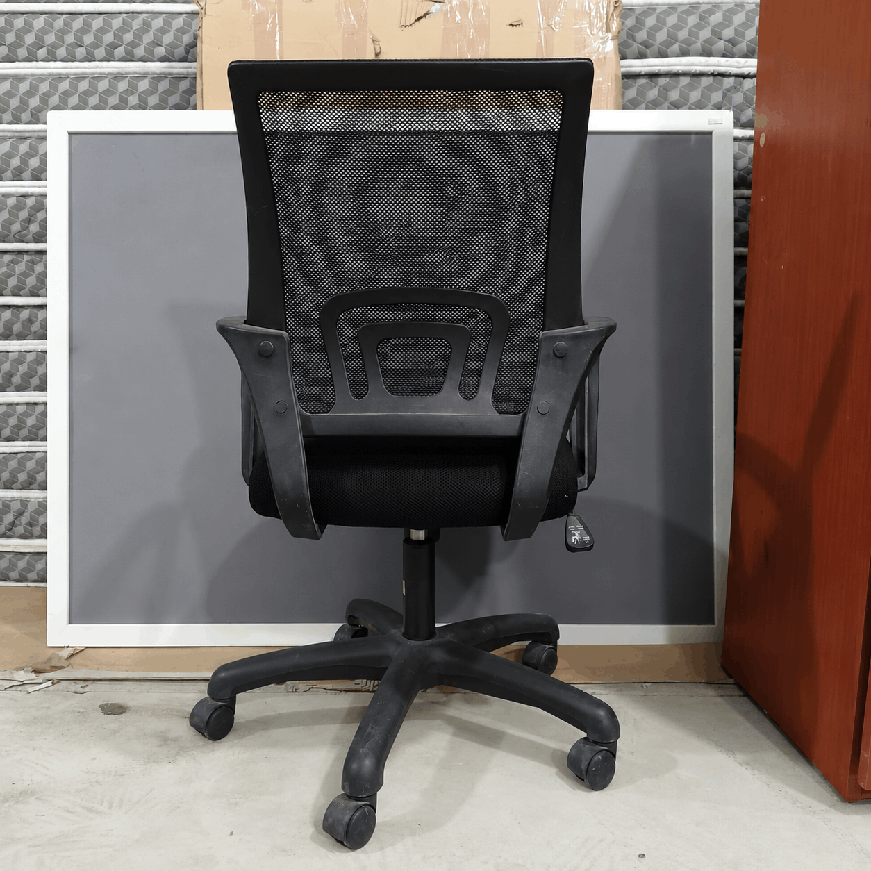Ghế xoay làm việc lưng lưới đen 550x530x470~930mmm GHE045