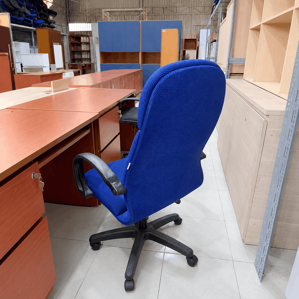 Ghế làm việc lưng cao 630x650x1100mm GHE049