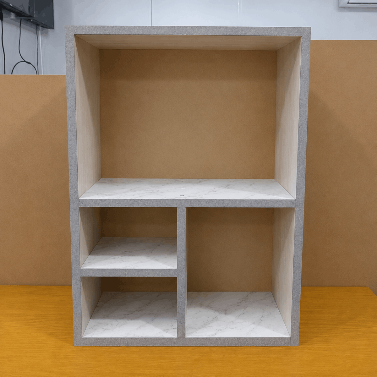 Kệ trang trí gỗ 700x200x480mm KE088