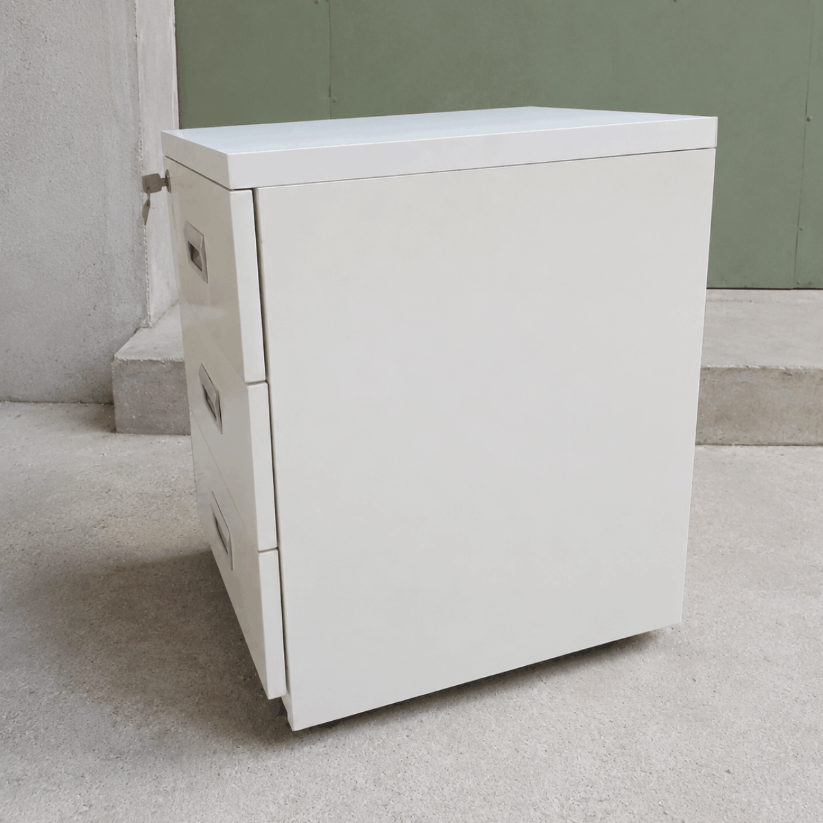 Tủ gỗ 3 ngăn kéo màu trắng 400x450x550mm TU084