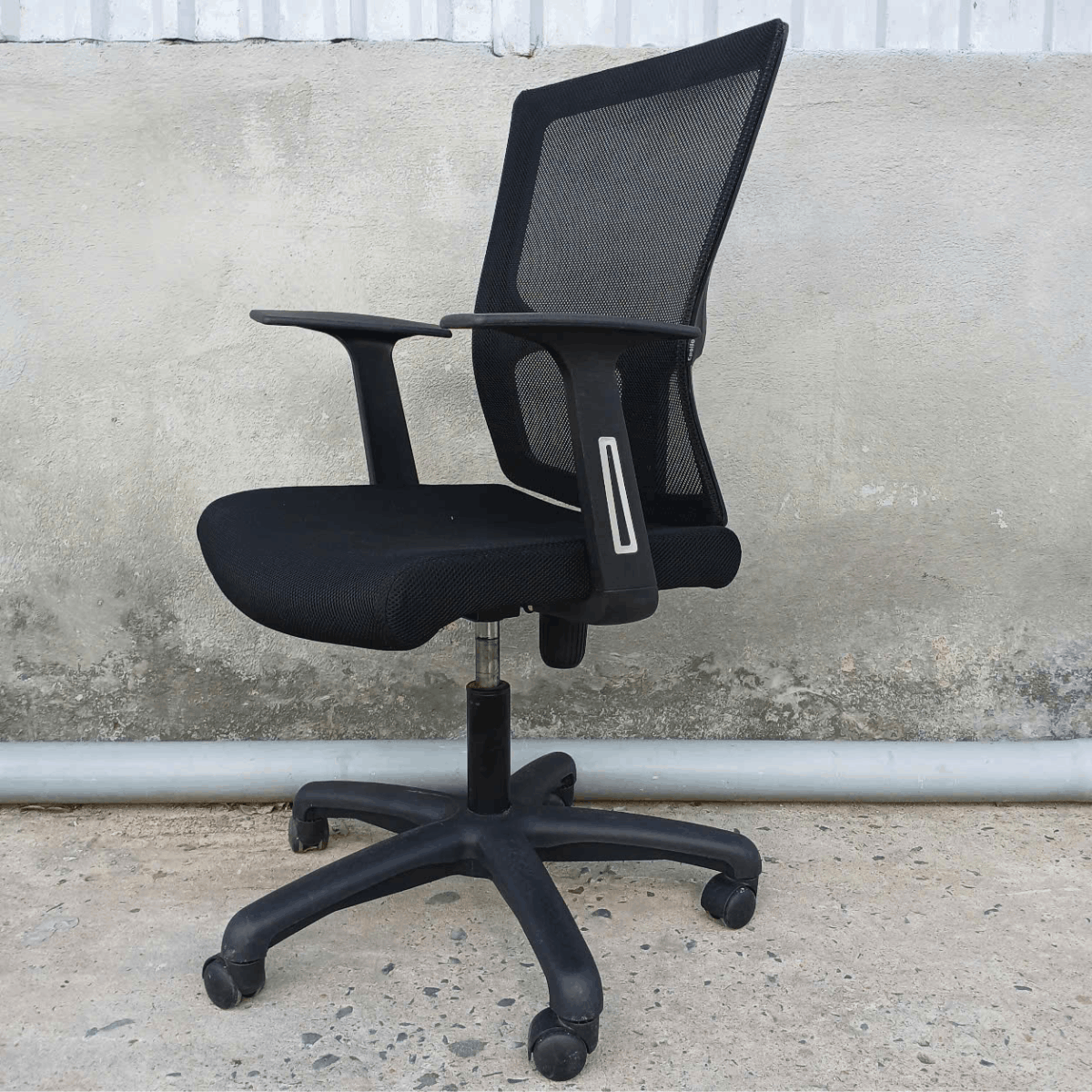 Ghế lưới xoay lưng trung 570x500x990mm GHE070