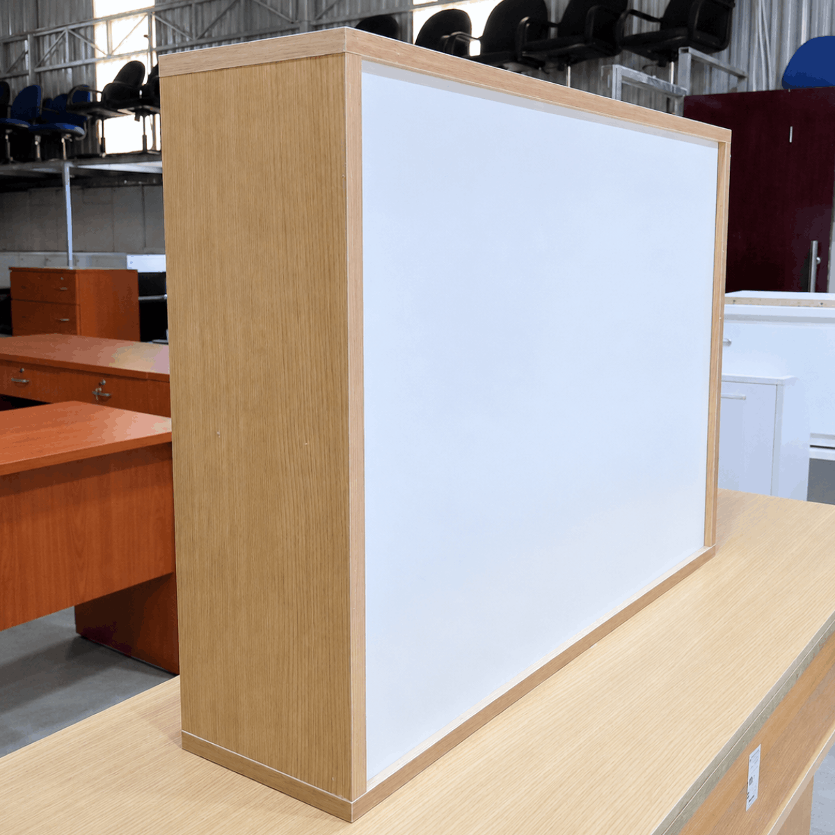 Kệ trang trí gỗ 800x200x600mm KE091