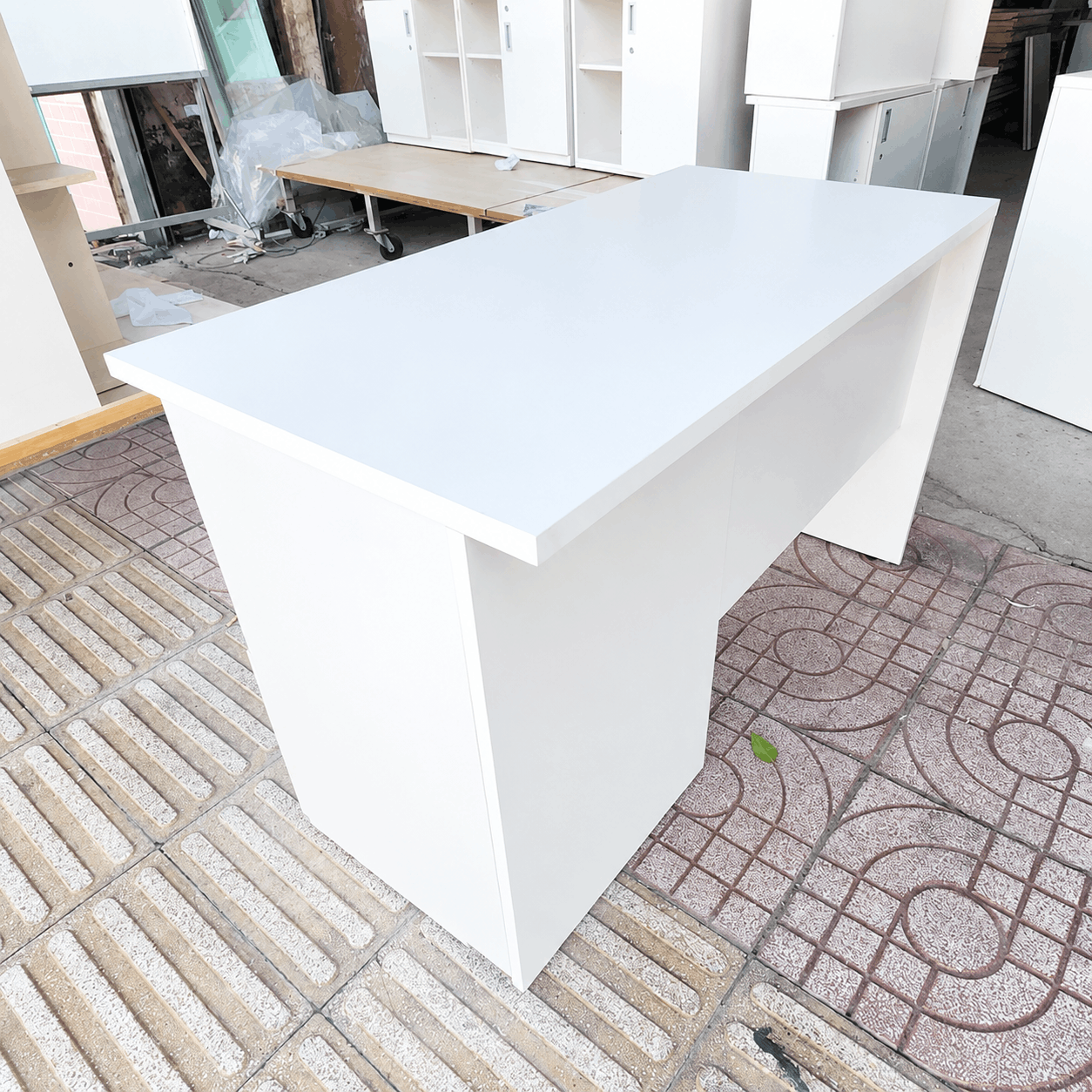 Bàn làm việc hộc tủ liền 1200x600x750mm BAN025