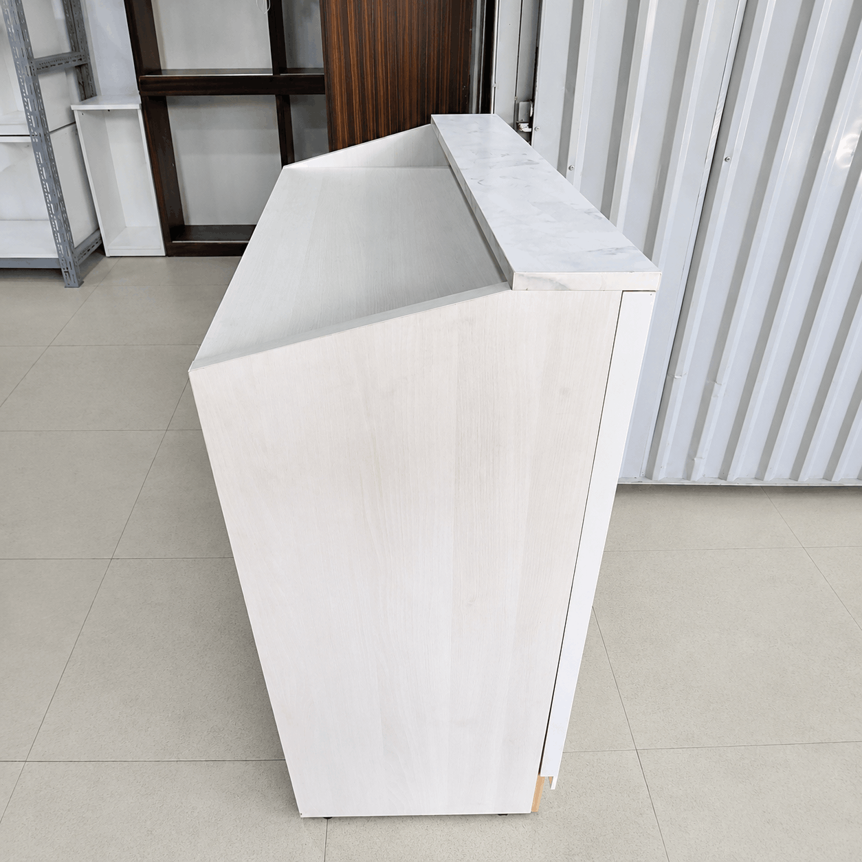 Quầy lễ tân gỗ hiện đại 800x430x1100mm QUAY048