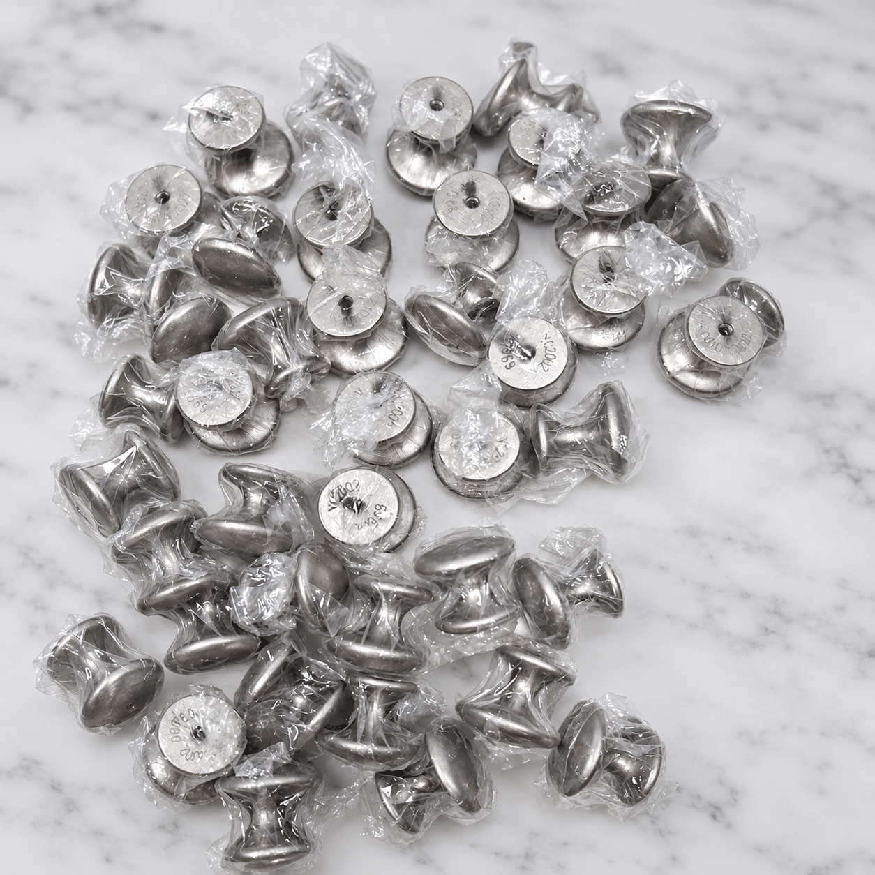 Núm Tay Nắm Tủ Tròn Hợp Kim Inox Mờ Bạc Xước Cho Tủ TN1004