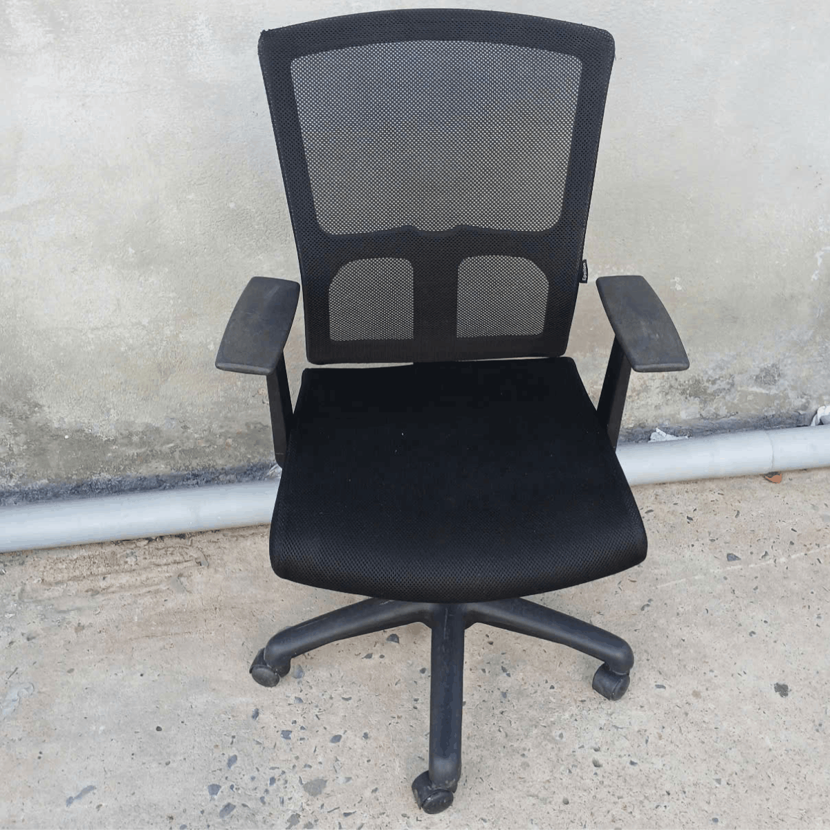 Ghế lưới xoay lưng trung 570x500x990mm GHE070