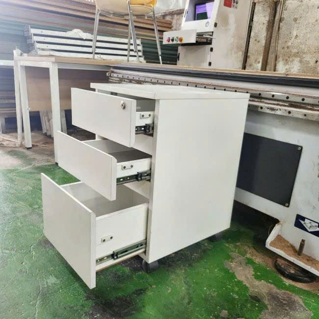 Tủ gỗ 3 ngăn kéo màu trắng 400x450x620mm TU061