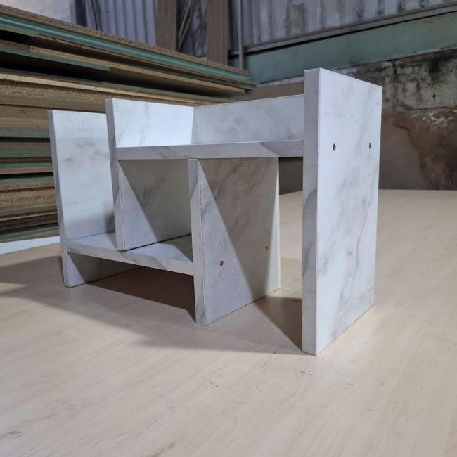 Kệ Trang Trí Vân Đá 600x200x300mm