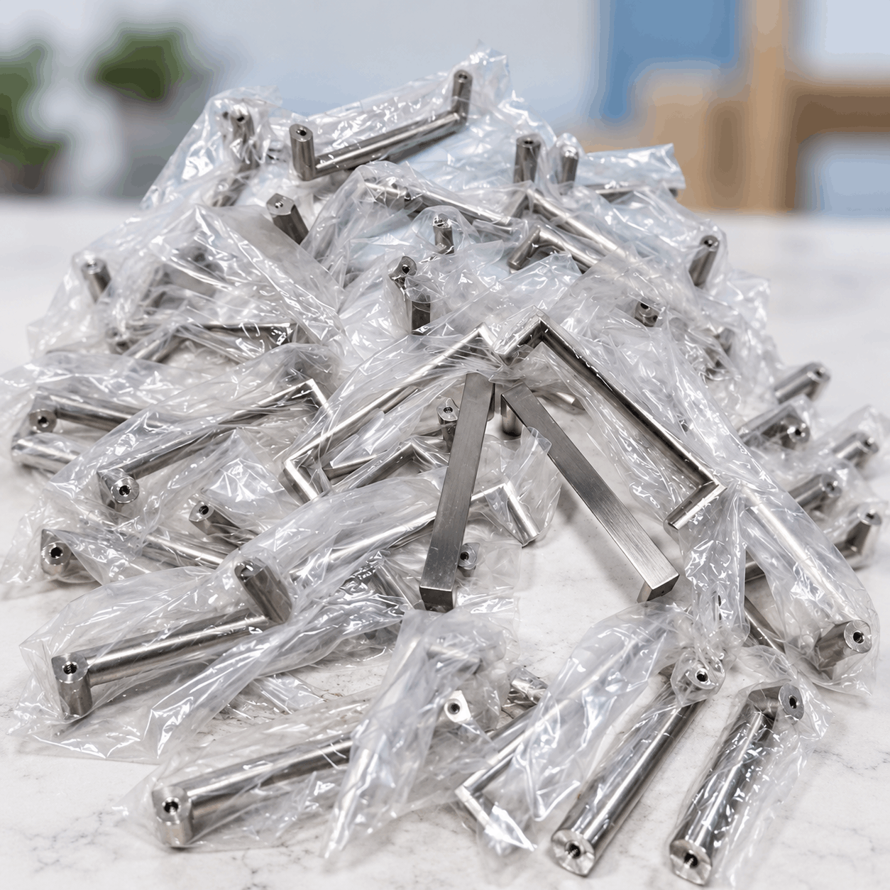 Tay Nắm Tủ Inox Thanh Vuông 105x12mm Bề Mặt Xước Mờ Dùng Cho Ngăn Kéo Tủ Gỗ TN1012