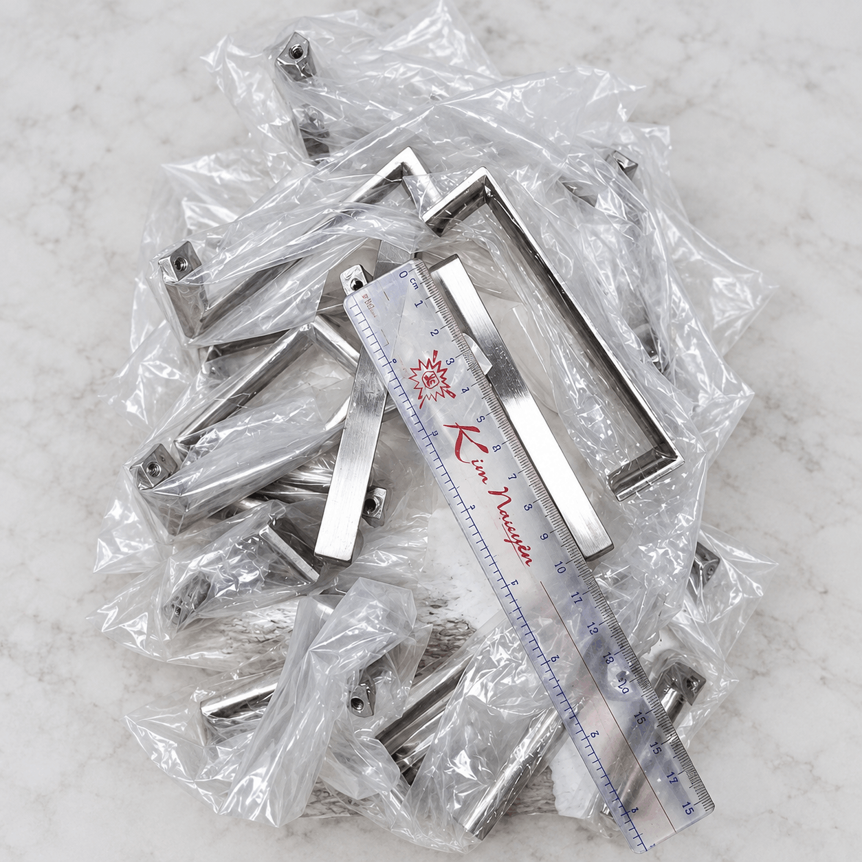 Tay Nắm Tủ Inox Thanh Vuông 105x12mm Bề Mặt Xước Mờ Dùng Cho Ngăn Kéo Tủ Gỗ TN1012