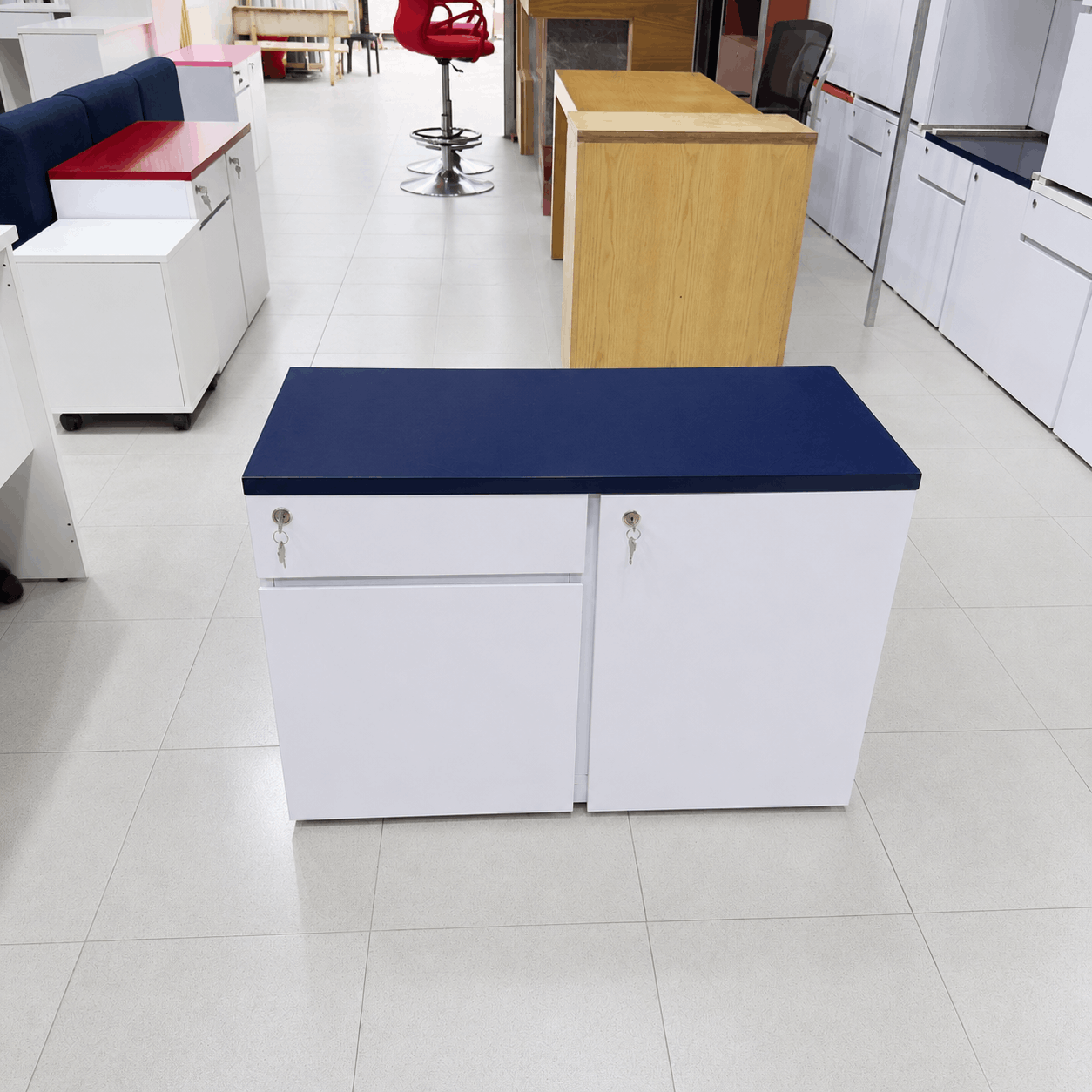 tu-ho-so-thap-go-trang-mat-xanh-900x400x630