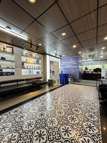 702 Đường Láng, Phường Láng Thượng, Hà Nội store image