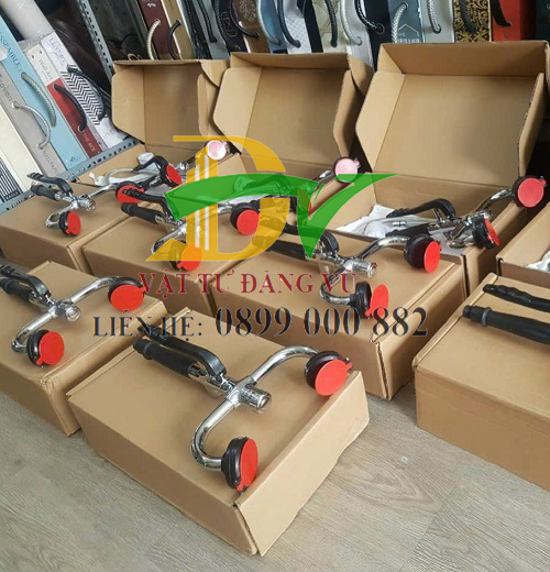 Vòi Rửa Mắt Khẩn Cấp