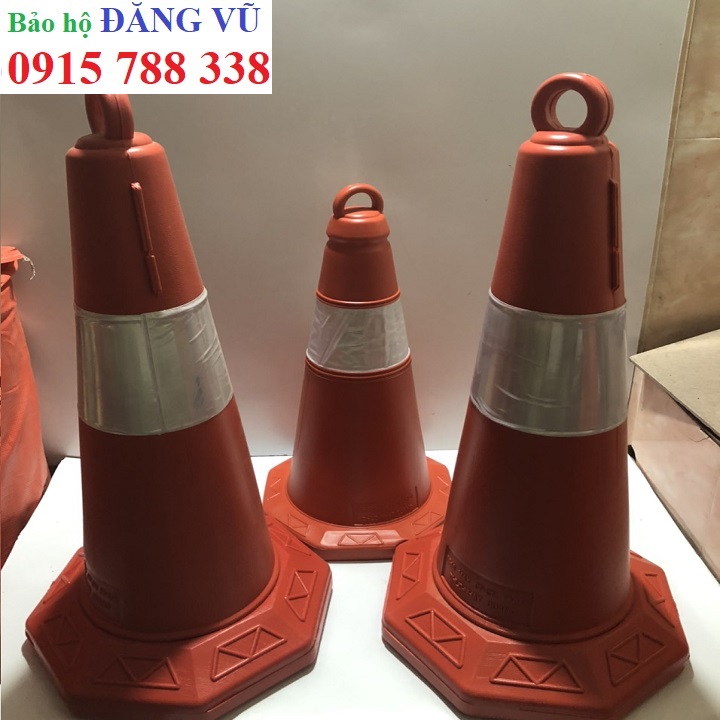 Cọc tiêu phản quang PVC trụ bắt vít