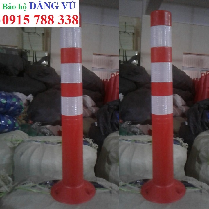Cọc tiêu phản quang PVC trụ bắt vít