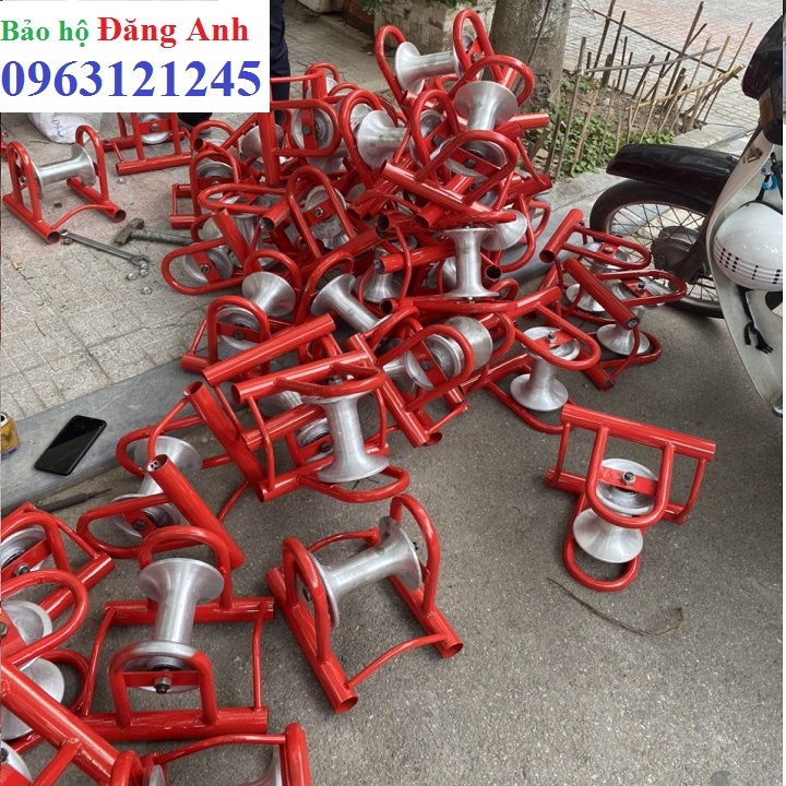 con lăn nhôm kéo dây diện