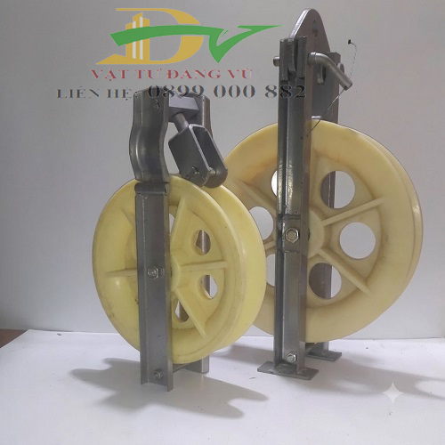 Con lăn kéo cáp 320x80mm