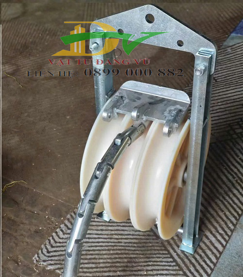 Puly kéo cáp điện 408x80mm