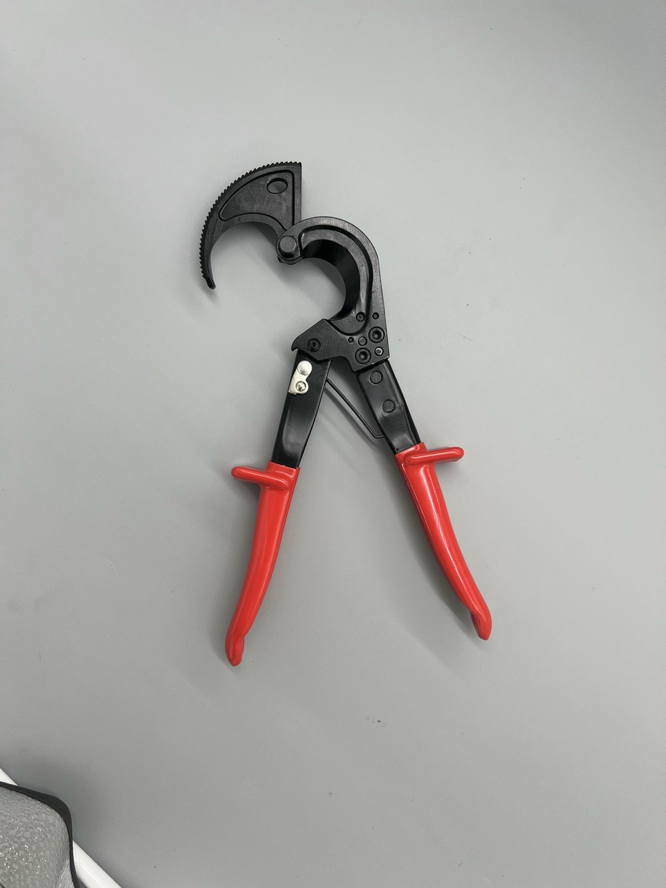 Kìm cắt cáp trợ lực HS-325