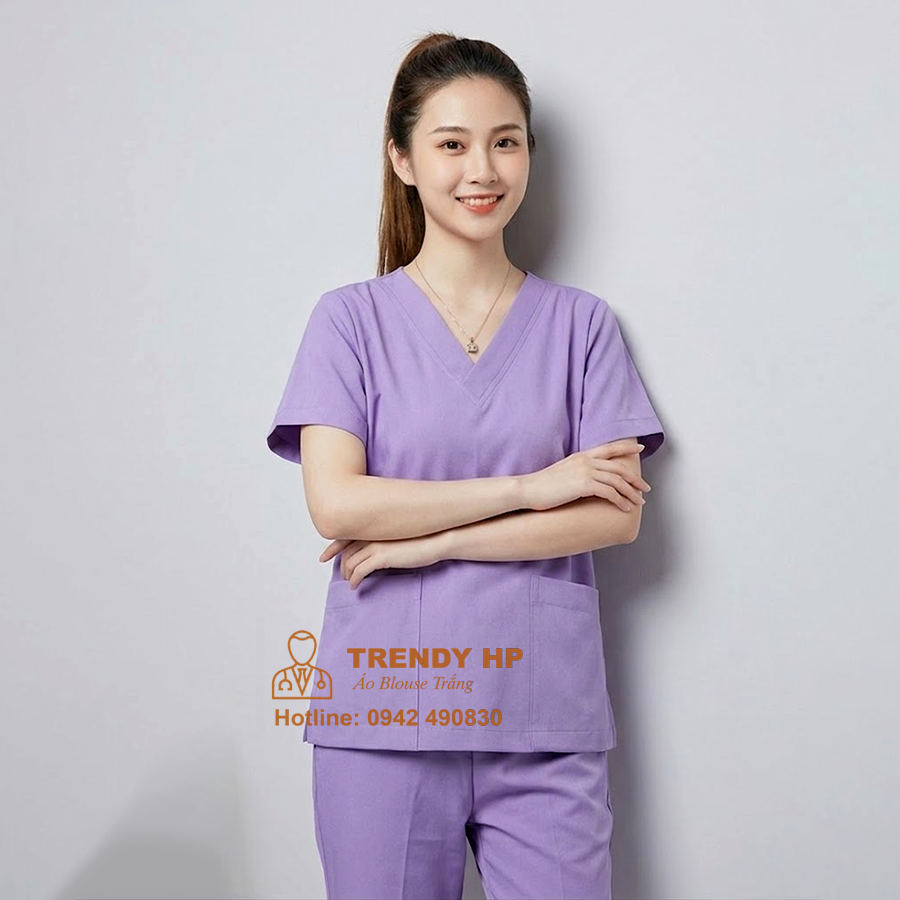 Bộ scrubs bác sĩ, kỹ thuật viên Cotton Cao Cấp màu Tím cho bệnh viện, phòng khám, thẩm mỹ viện, spa