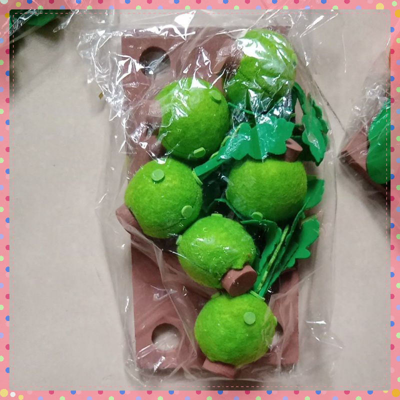 Vỉ các loại rau củ quả làm thủ công chất liệu vải nỉ đồ dùng mầm non