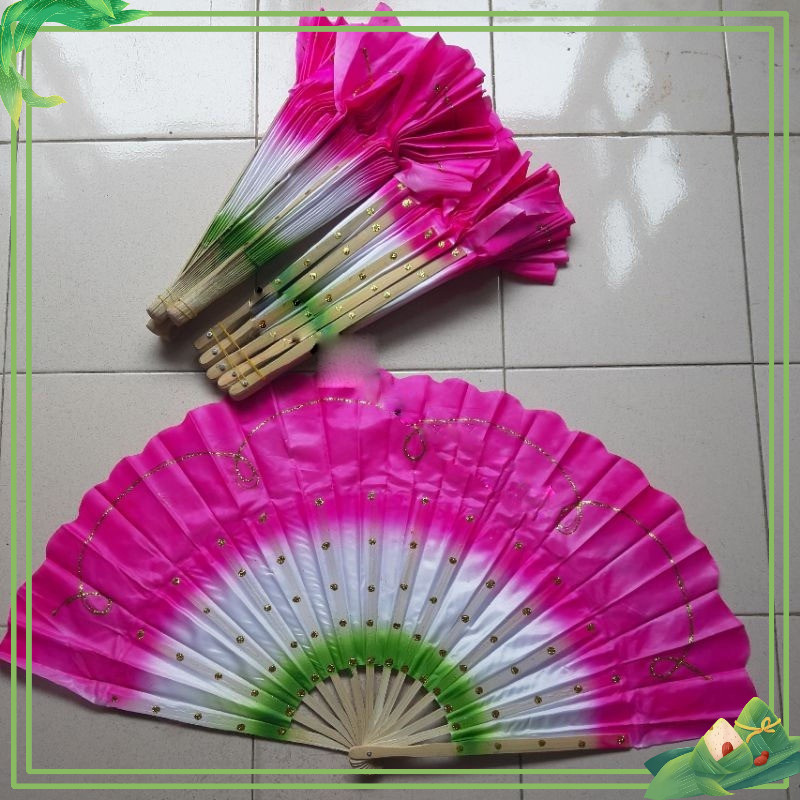 Quạt múa 3 màu đính hạt kim sa nan tre , đạo cụ biểu diễn văn nghệ ( đơn giá 1 đôi)