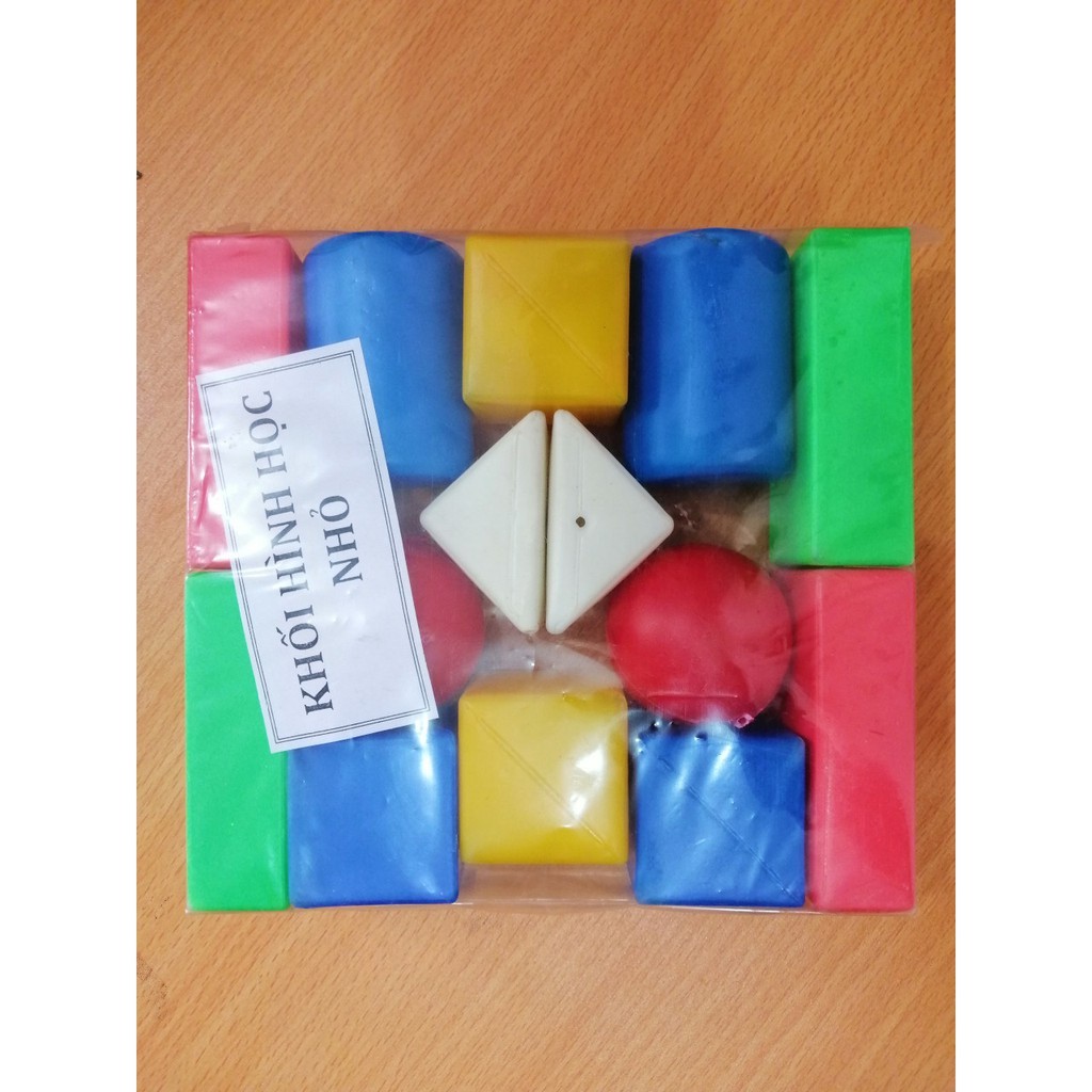 Bộ hình khối nhận biết các khối hình học mầm non theo TT02