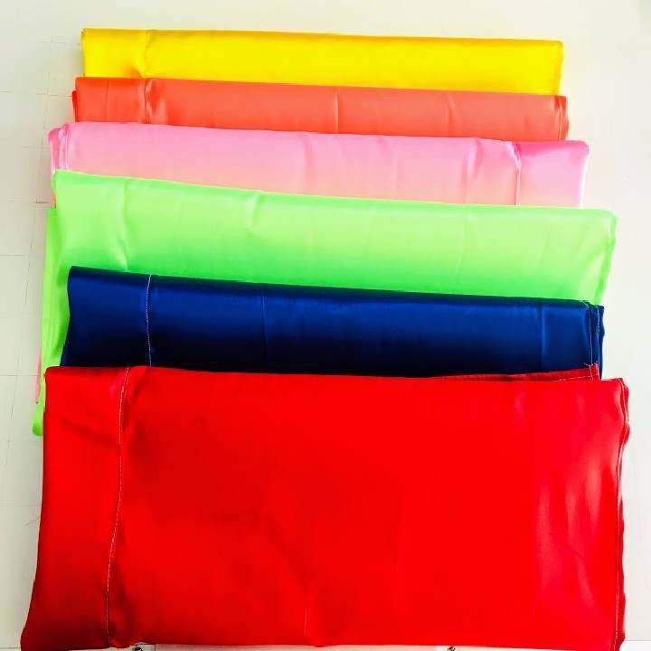 1 SET 6 - 8 CHIẾC CỜ CHUỐI ĐỦ MÀU - CỜ VẢI SATANH CỰC ĐẸP  (  32x80cm/ 40cmx100cm)