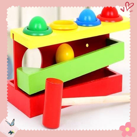 Đồ chơi đập bóng búa gỗ  2 tầng 4 bóng PT vận động  phân biệt màu sắc
