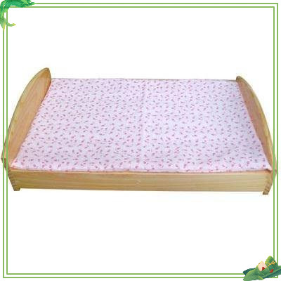 Giường búp bê bằng gỗ có đệm đồ chơi mầm non theo thông tư 02 ( Hàng Việt nam)