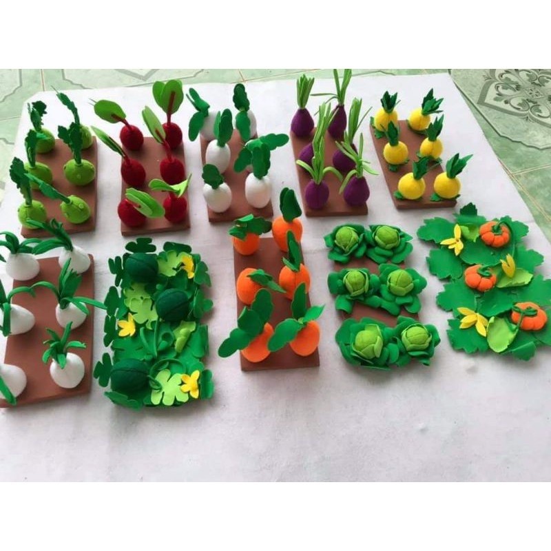 Vỉ các loại rau củ quả làm thủ công chất liệu vải nỉ đồ dùng mầm non