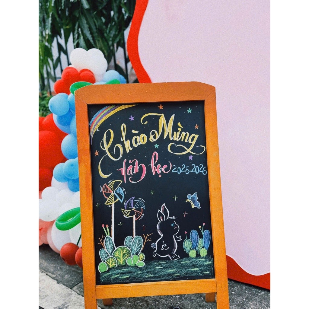 Bảng ĐEN MENU 1 mặt đen viết phấn khung gỗ  có giá đỡ dành cho các cửa hàn g cafe,trà sữa, trà chanh, đồ ăn nhanh