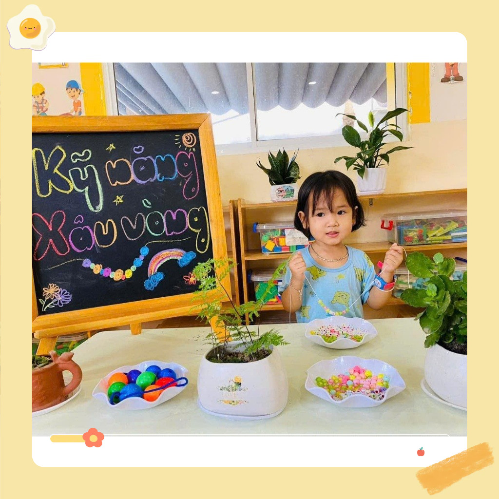 Bảng ĐEN MENU 1 mặt đen viết phấn khung gỗ  có giá đỡ dành cho các cửa hàn g cafe,trà sữa, trà chanh, đồ ăn nhanh