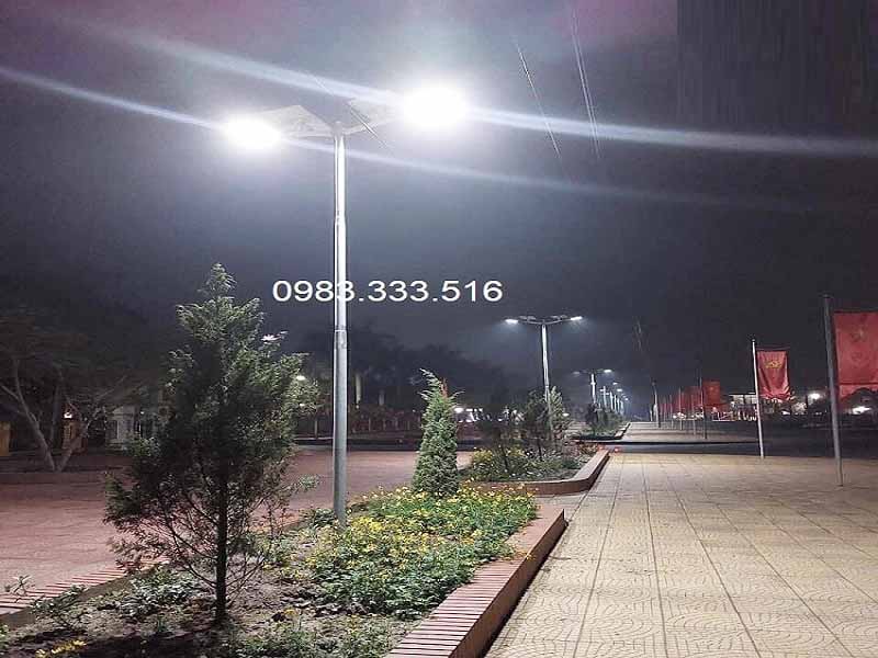 Đèn Đường Năng Lượng Mặt Trời 300W BC-300A