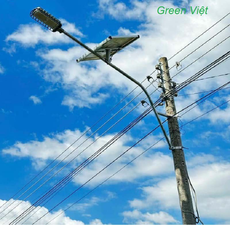 Đèn đường năng lượng mặt trời 56W 2.0B Plus