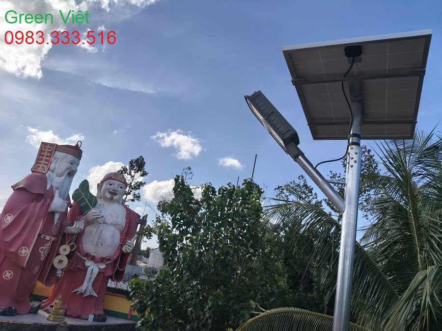 Đèn đường năng lượng mặt trời 56W 2.0B Plus