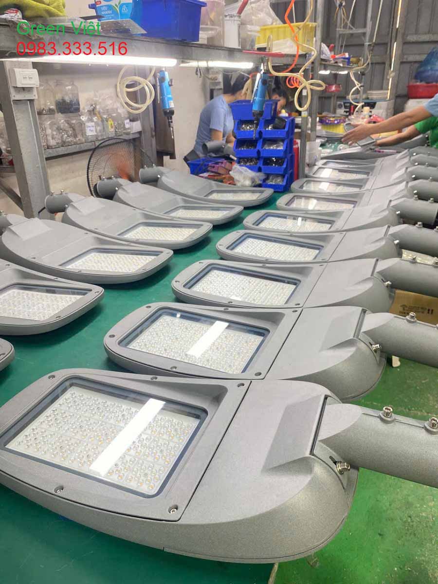 Đèn năng lượng mặt trời dự án công trình 100W-1000W