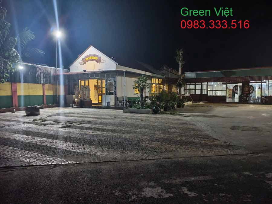 Đèn đường năng lượng mặt trời 56W 2.0B Plus