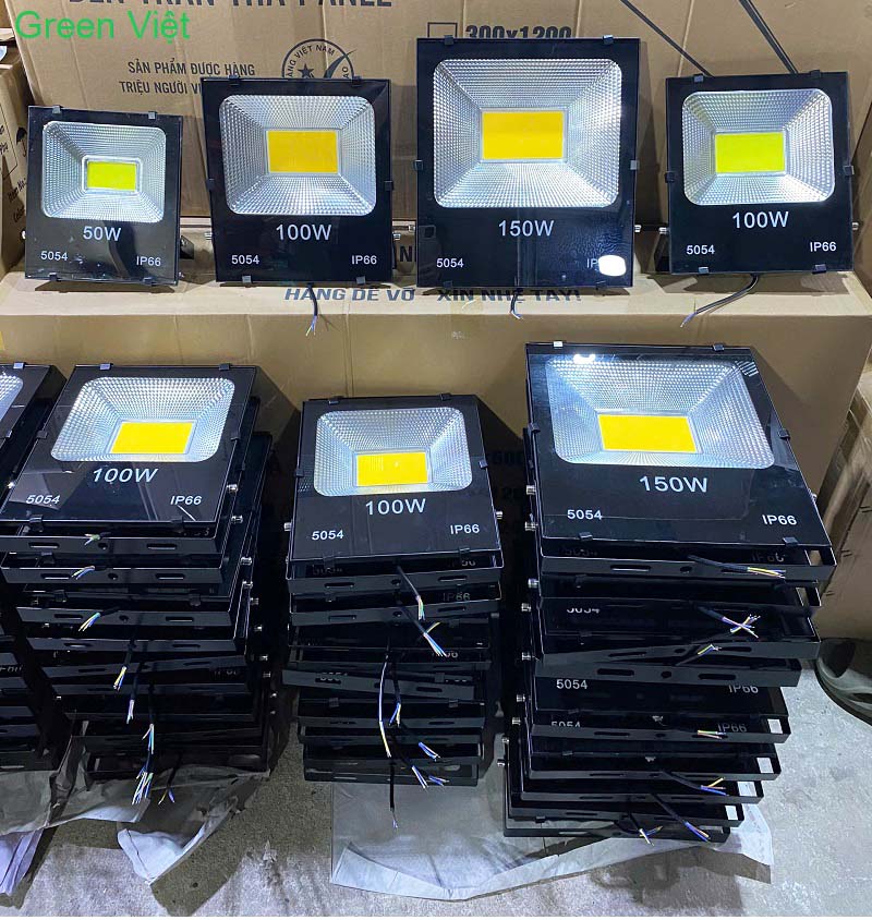 Đèn pha LED 50W sáng vàng FACOB-BL-50, Ánh Sáng Trắng