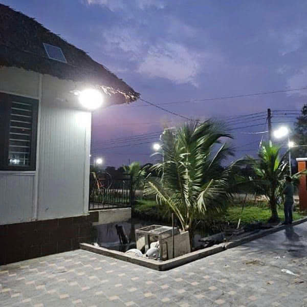 Đèn Pha Led Năng Lượng Mặt Trời P-100W