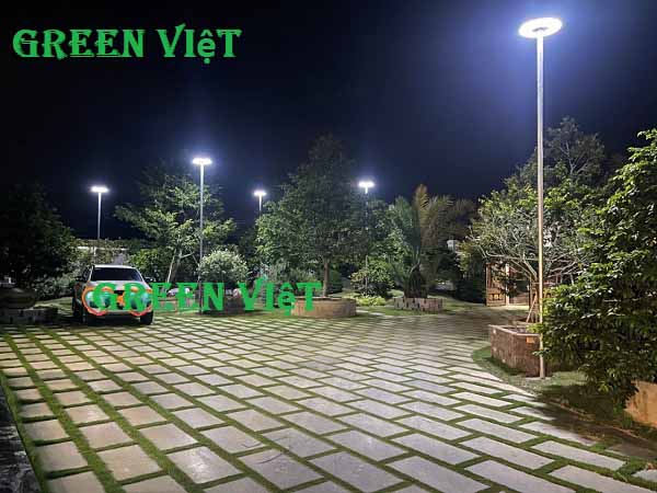 Đèn sân vườn năng lượng mặt trời 1000W UFO1000